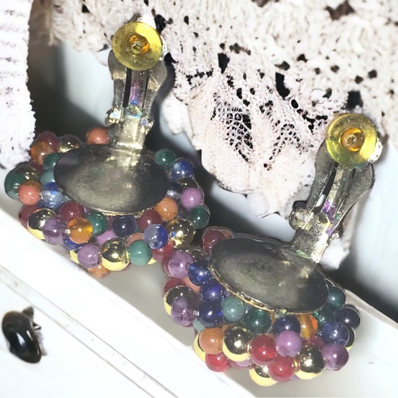 Matching Set Chunky Stretch Bracelet + Bead Cluster Clip-On Earrings - Picture 4 of 5